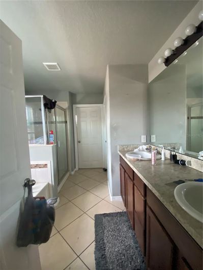 Image No.8-Propriété de 5 chambres à vendre à Kissimmee