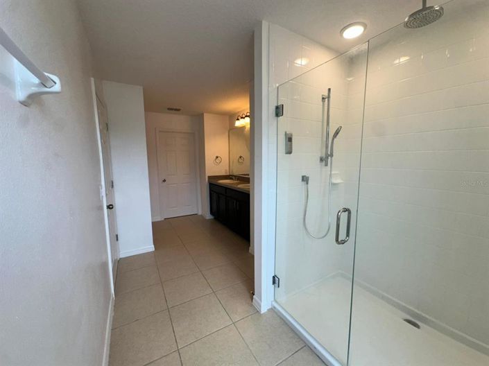 Image No.39-5 Bed Property for sale