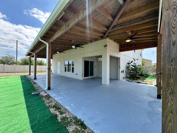 Image No.60-5 Bed Property for sale