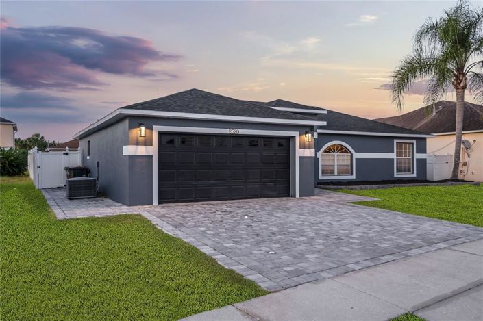 Image No.2-3 Bed Property for sale