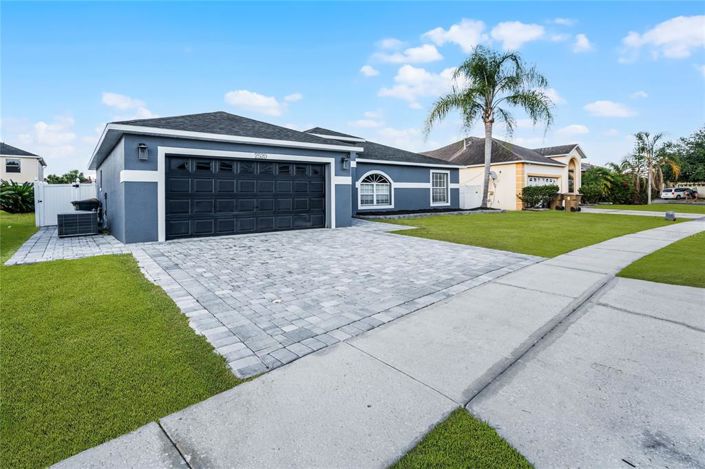 Image No.5-3 Bed Property for sale