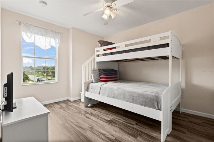 Image No.29-6 Bed Property for sale