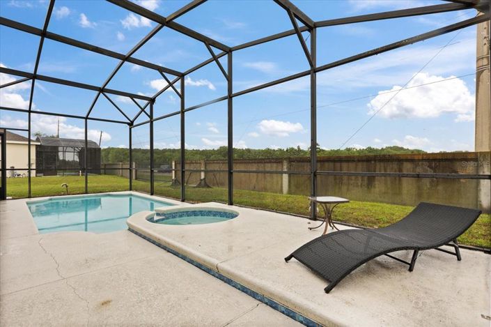 Image No.34-6 Bed Property for sale