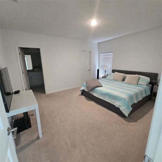 Image No.11-4 Bed Property for sale