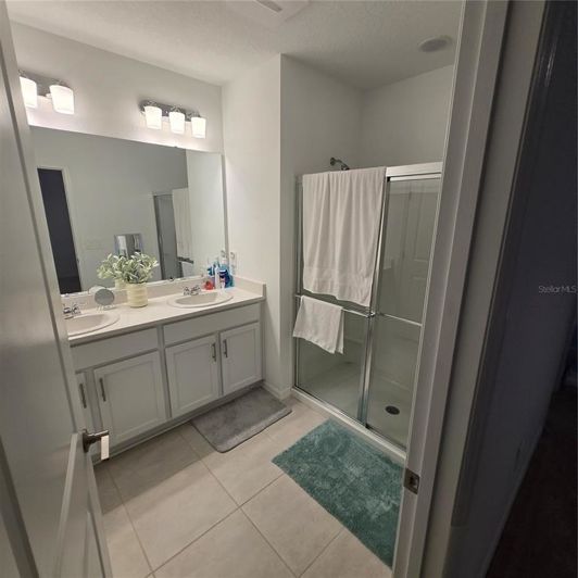 Image No.12-4 Bed Property for sale