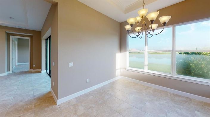 Image No.11-4 Bed Property for sale