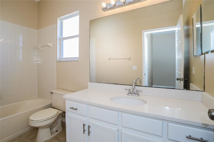 Image No.12-3 Bed Property for sale