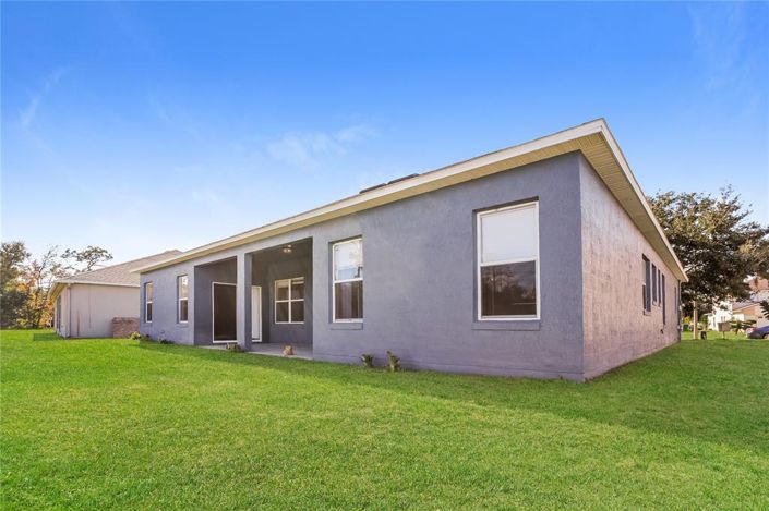 Image No.14-3 Bed Property for sale