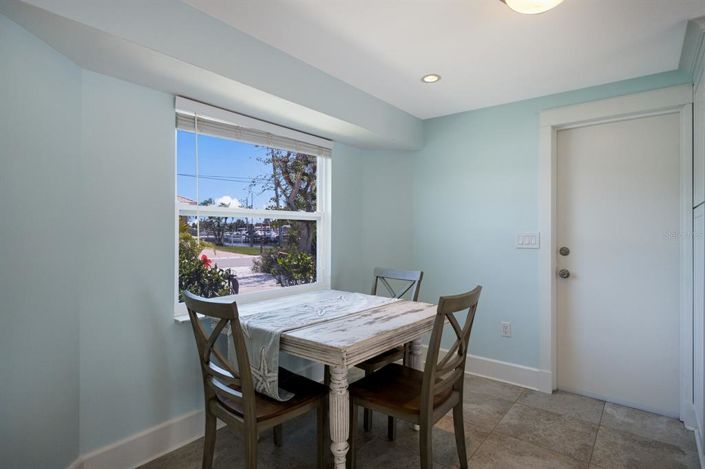 Image No.12-3 Bed Property for sale