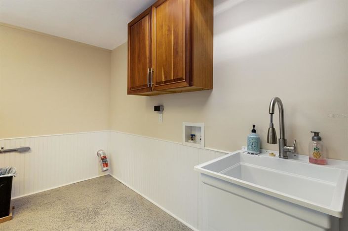 Image No.22-3 Bed Property for sale