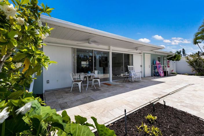 Image No.27-3 Bed Property for sale