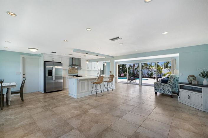 Image No.4-3 Bed Property for sale