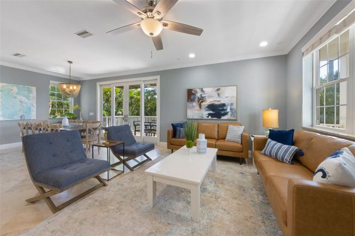 Image No.7-6 Bed Property for sale