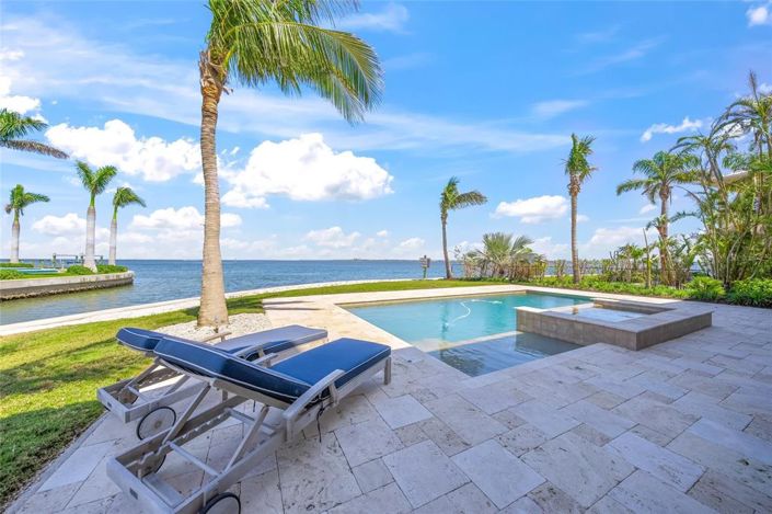 Image No.38-Propriété de 5 chambres à vendre à Holmes Beach