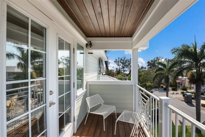 Image No.23-5 Bed Property for sale