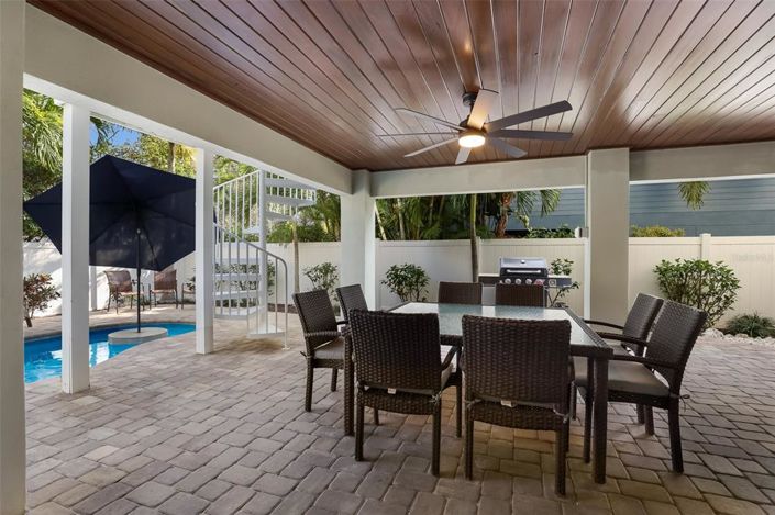 Image No.47-5 Bed Property for sale