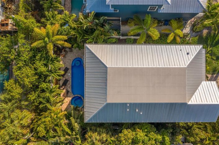 Image No.56-5 Bed Property for sale