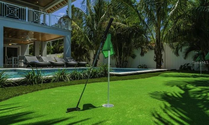 Image No.31-5 Bed Property for sale