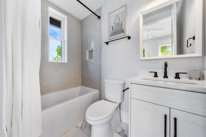 Image No.22-Propriété de 4 chambres à vendre à Anna Maria