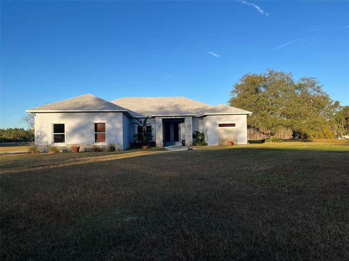 Image No.1-Propriété de 4 chambres à vendre à Clermont