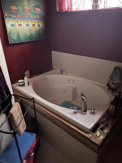 Image No.13-4 Bed Property for sale