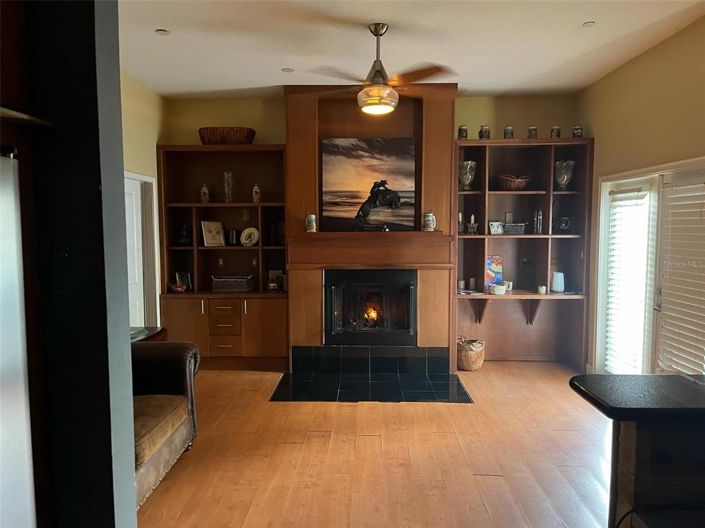 Image No.17-4 Bed Property for sale