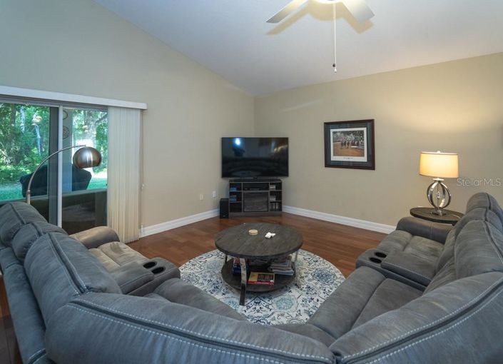 Image No.21-Propriété de 2 chambres à vendre à Clermont