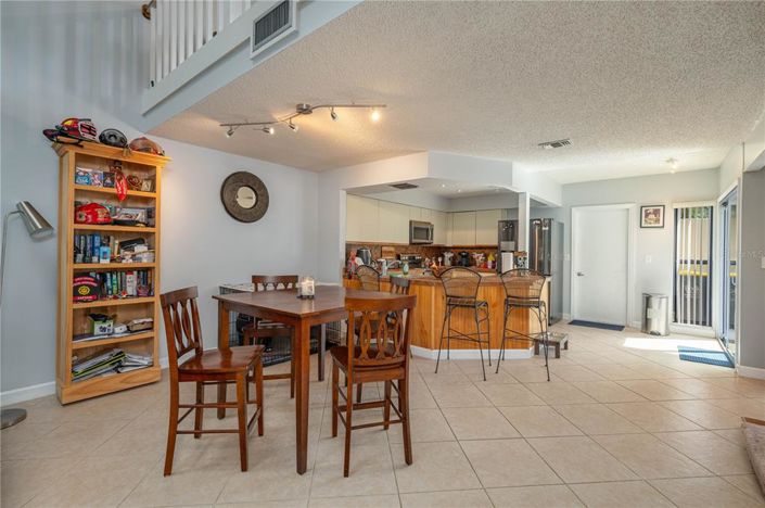 Image No.9-3 Bed Townhouse for sale