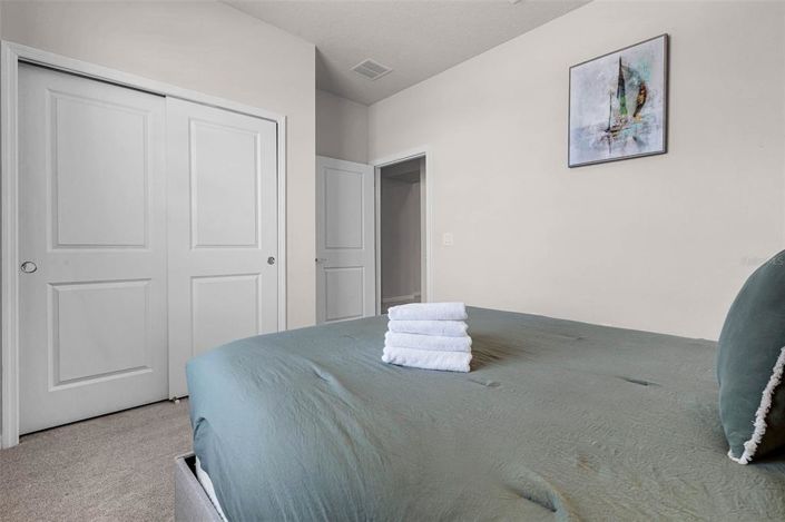 Image No.17-5 Bed Townhouse for sale