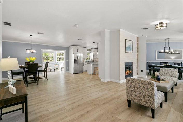 Image No.13-4 Bed Property for sale