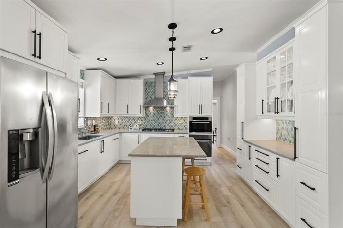 Image No.22-4 Bed Property for sale