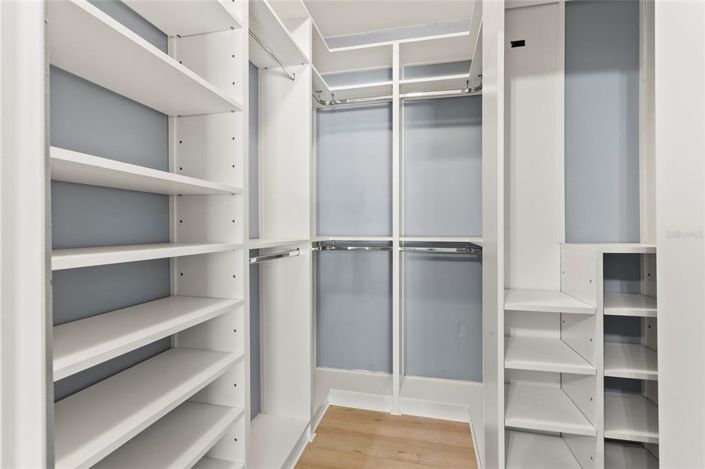 Image No.37-4 Bed Property for sale