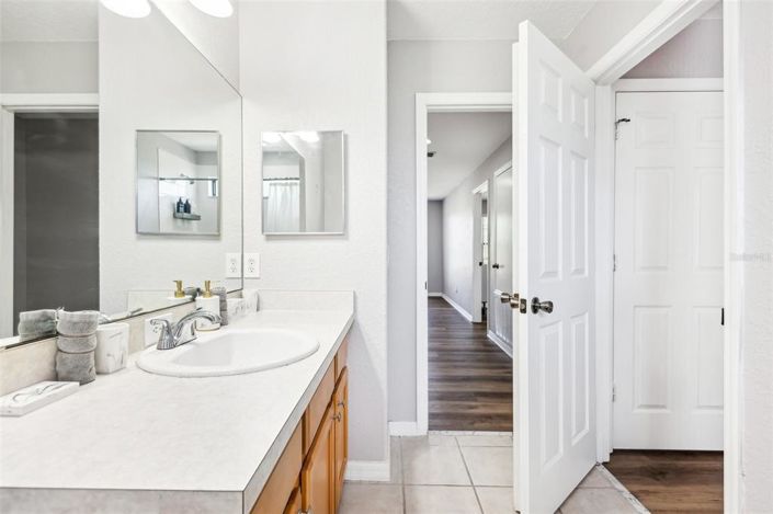 Image No.28-4 Bed Property for sale