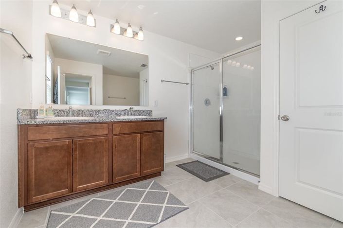 Image No.14-5 Bed Property for sale