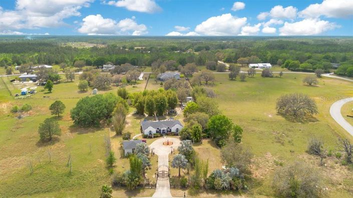 Image No.84-Propriété de 3 chambres à vendre à Clermont