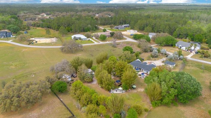 Image No.89-Propriété de 3 chambres à vendre à Clermont