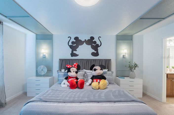 Image No.16-5 Bed Townhouse for sale