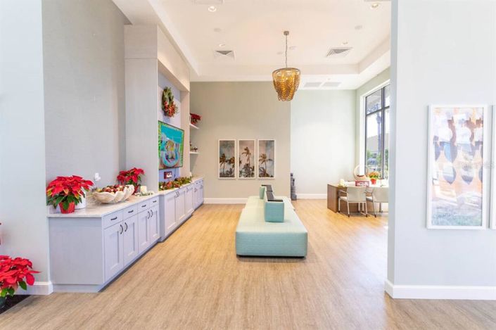 Image No.57-5 Bed Townhouse for sale