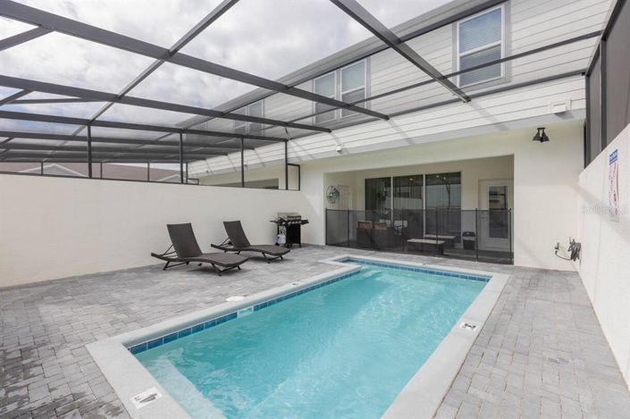 Image No.8-5 Bed Townhouse for sale