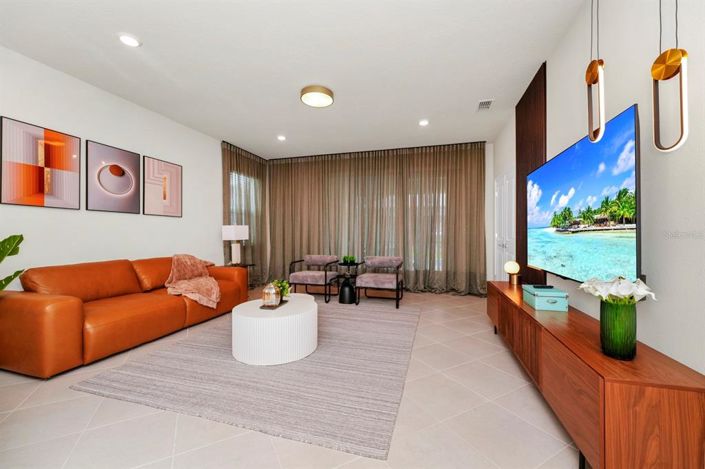 Image No.2-6 Bed Property for sale