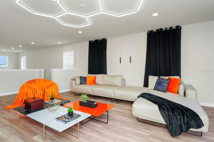 Image No.34-6 Bed Property for sale