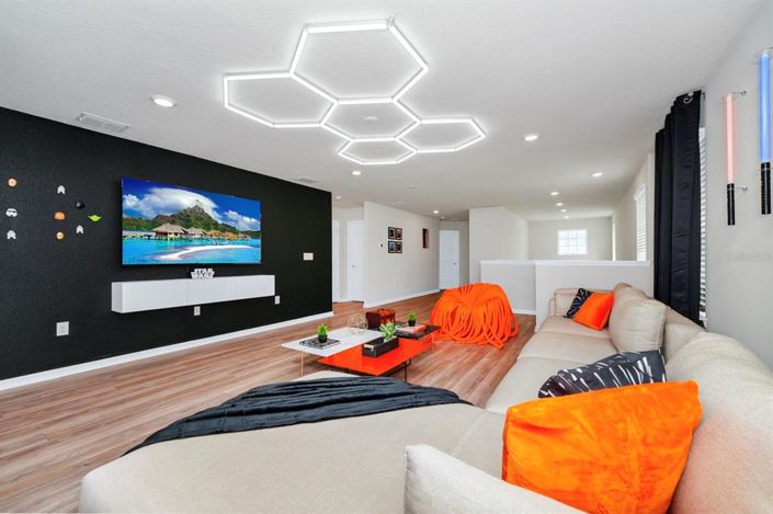 Image No.35-6 Bed Property for sale