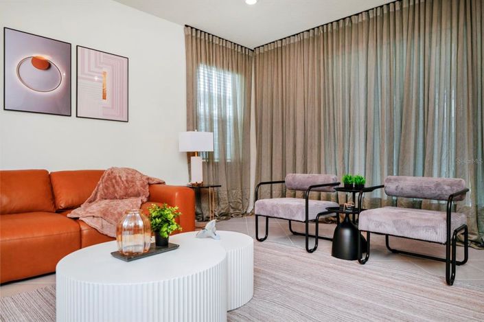 Image No.4-6 Bed Property for sale