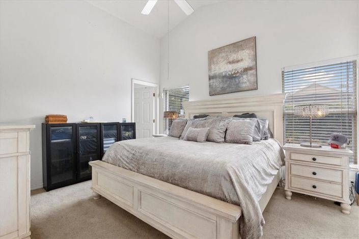 Image No.18-4 Bed Property for sale