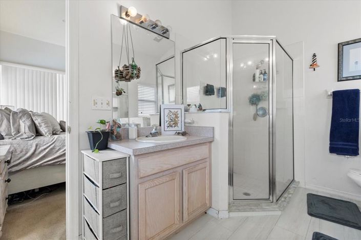 Image No.20-4 Bed Property for sale