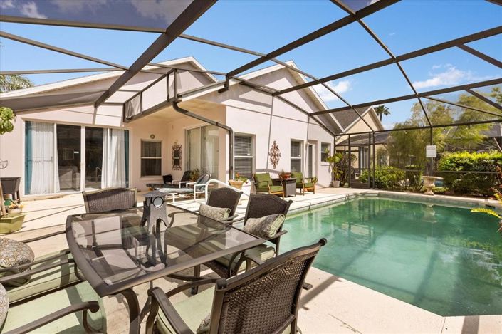 Image No.25-4 Bed Property for sale