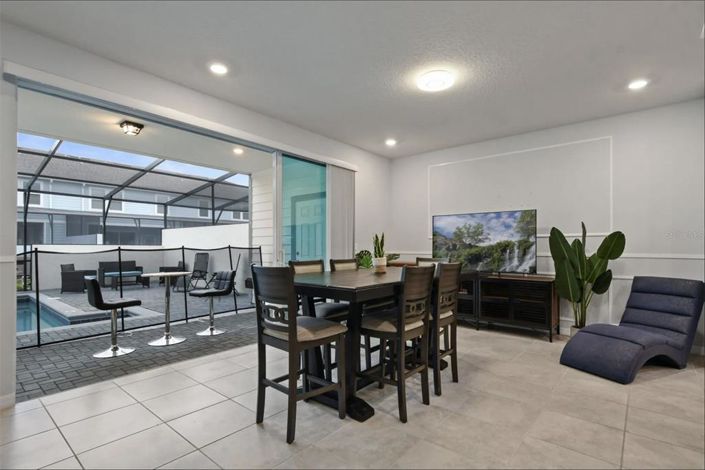 Image No.15-5 Bed Townhouse for sale