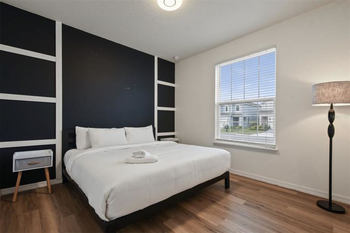 Image No.16-5 Bed Townhouse for sale