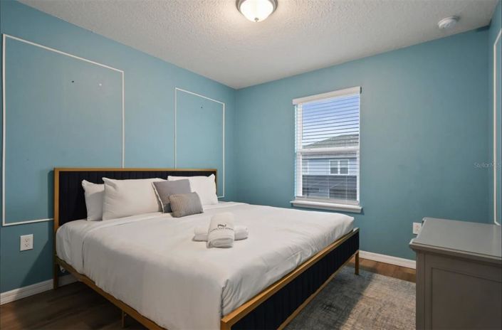 Image No.19-5 Bed Townhouse for sale