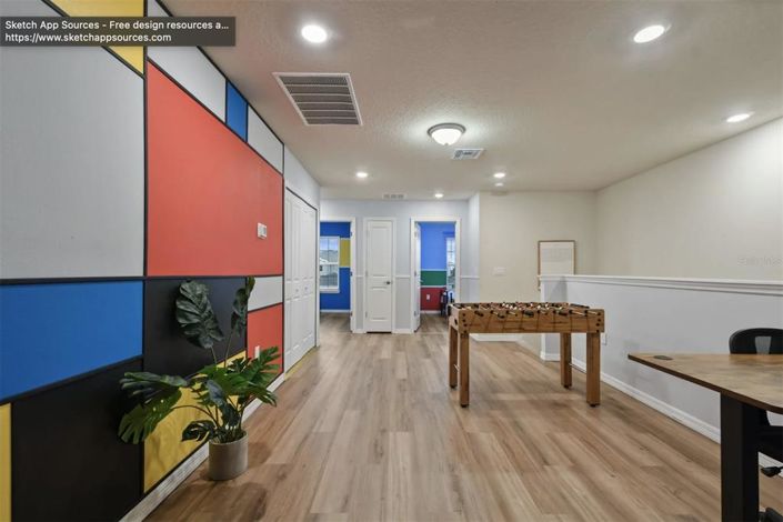 Image No.28-5 Bed Townhouse for sale